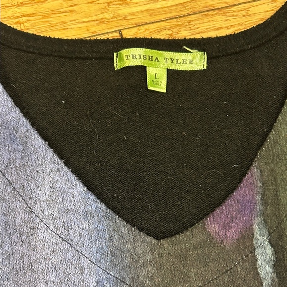 Trisha Tyler Whimsigoth 90’s V-Neck Patchwork Sweater Women’s L - Picture 2 of 5